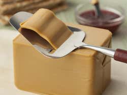 Brunost norvégien