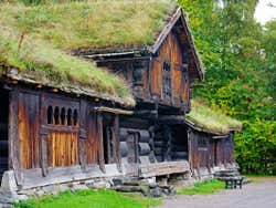 Maisons traditionnelles norvégiennes